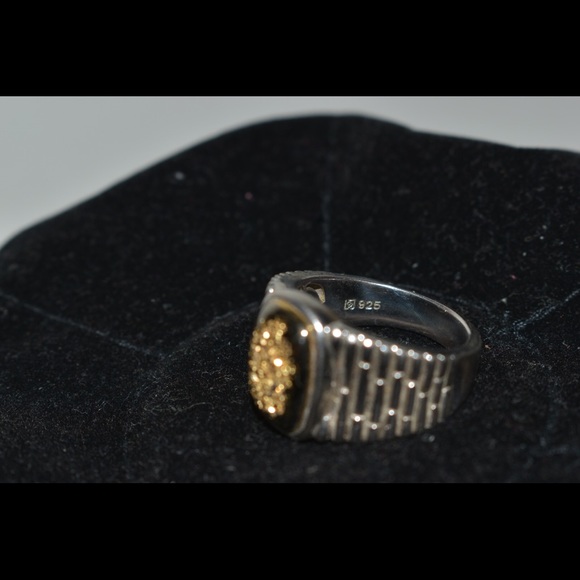 Silver Ring - Picture 3 of 4